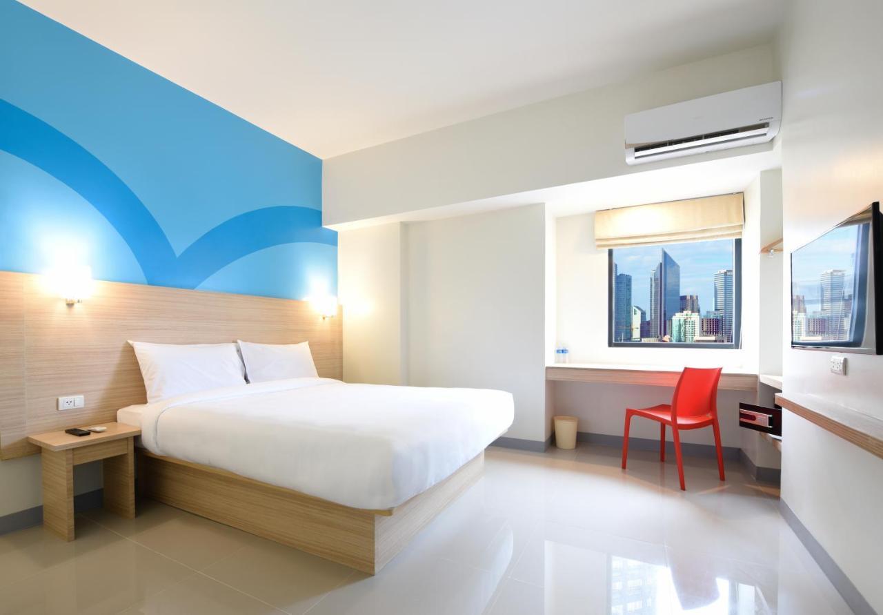 Hop Inn Hotel Tomas Morato Quezon City Exterior foto