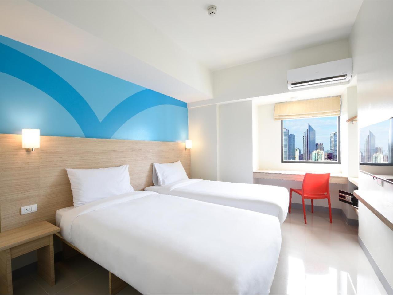 Hop Inn Hotel Tomas Morato Quezon City Exterior foto